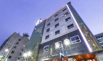 Blixx Hotel Suwon Extérieur photo